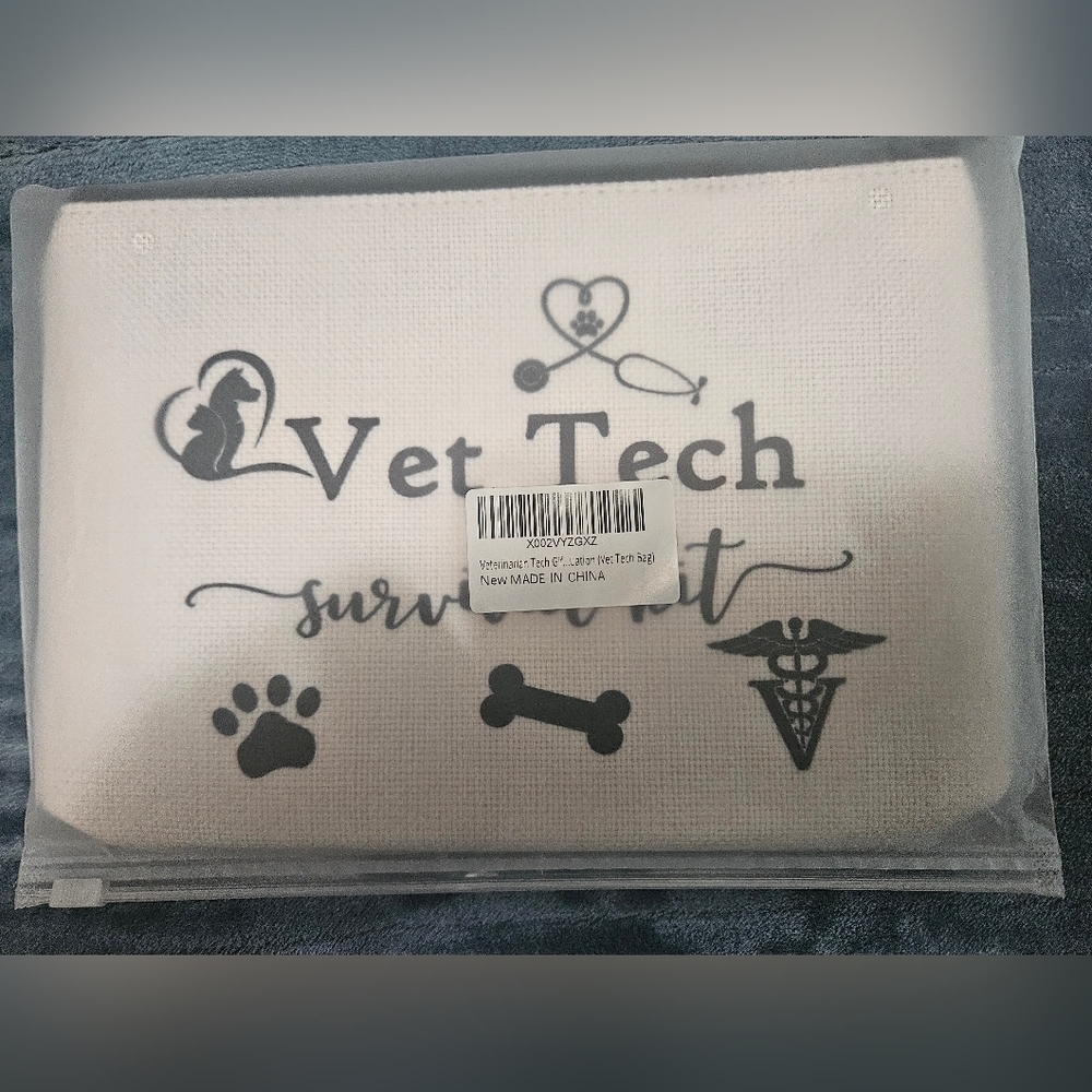 Vet Tech Survival Kit Pouch! - Picture 2 of 3